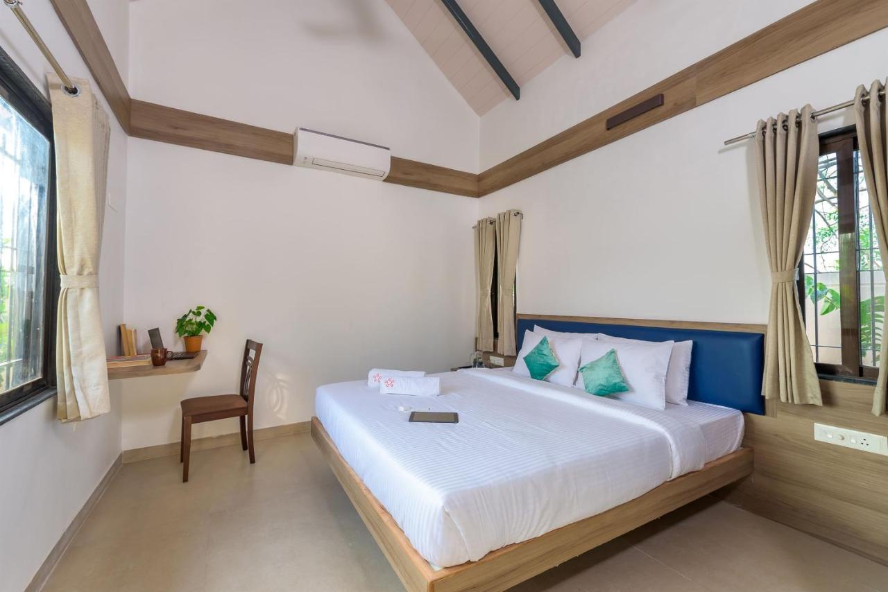 Saffronstays Eden, Nashik - Pet-Friendly Villa With Pool, Jacuzzi & Grape Farm ภายนอก รูปภาพ